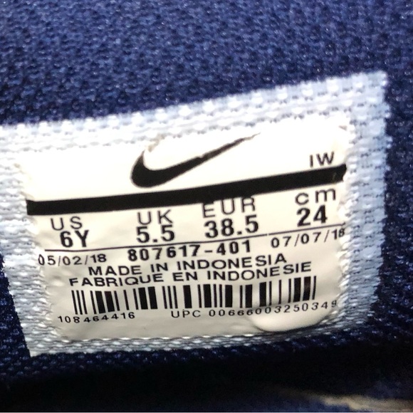 Nike Air Force 1 High LV8 (GS) 6Y - Picture 7 of 8